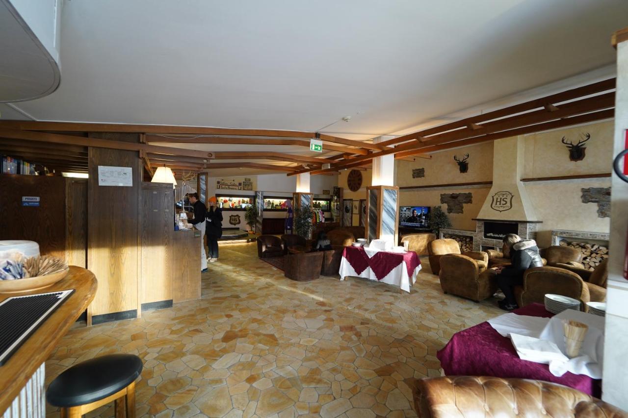 Hotel Lo Stambecco Breuil-Cervinia Dış mekan fotoğraf