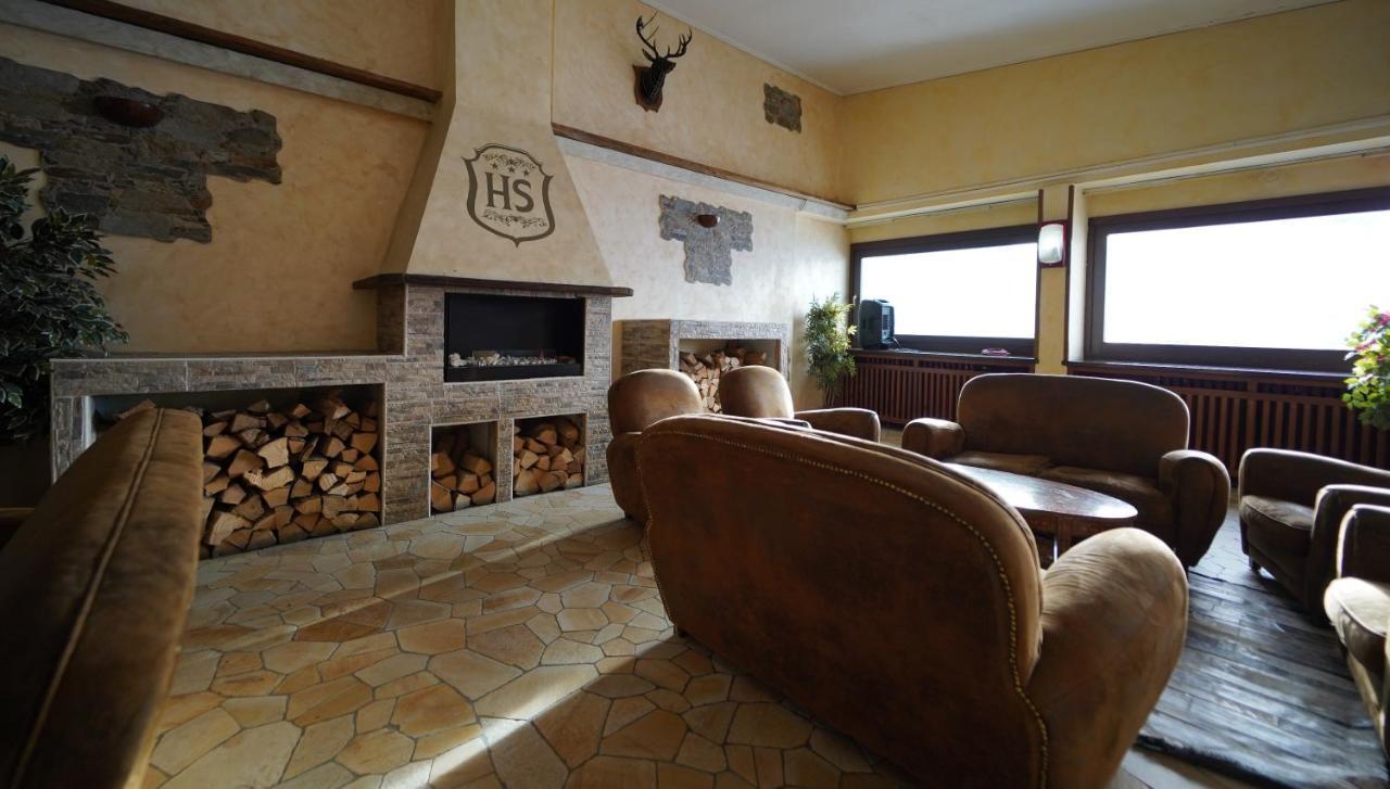 Hotel Lo Stambecco Breuil-Cervinia Dış mekan fotoğraf