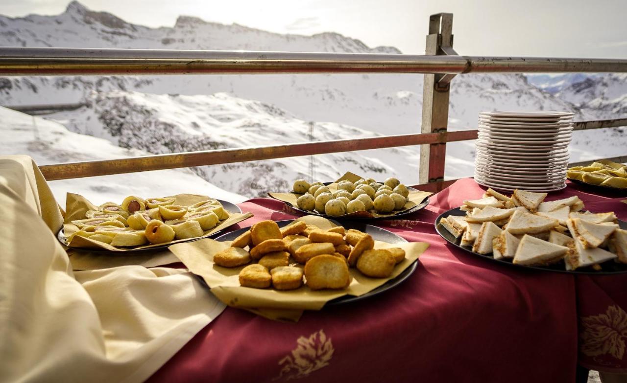 Hotel Lo Stambecco Breuil-Cervinia Dış mekan fotoğraf