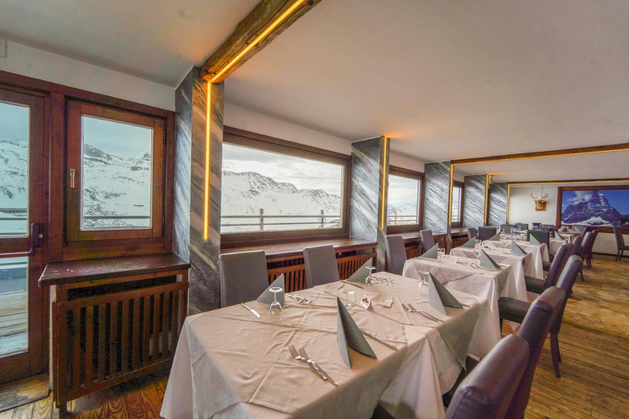 Hotel Lo Stambecco Breuil-Cervinia Dış mekan fotoğraf