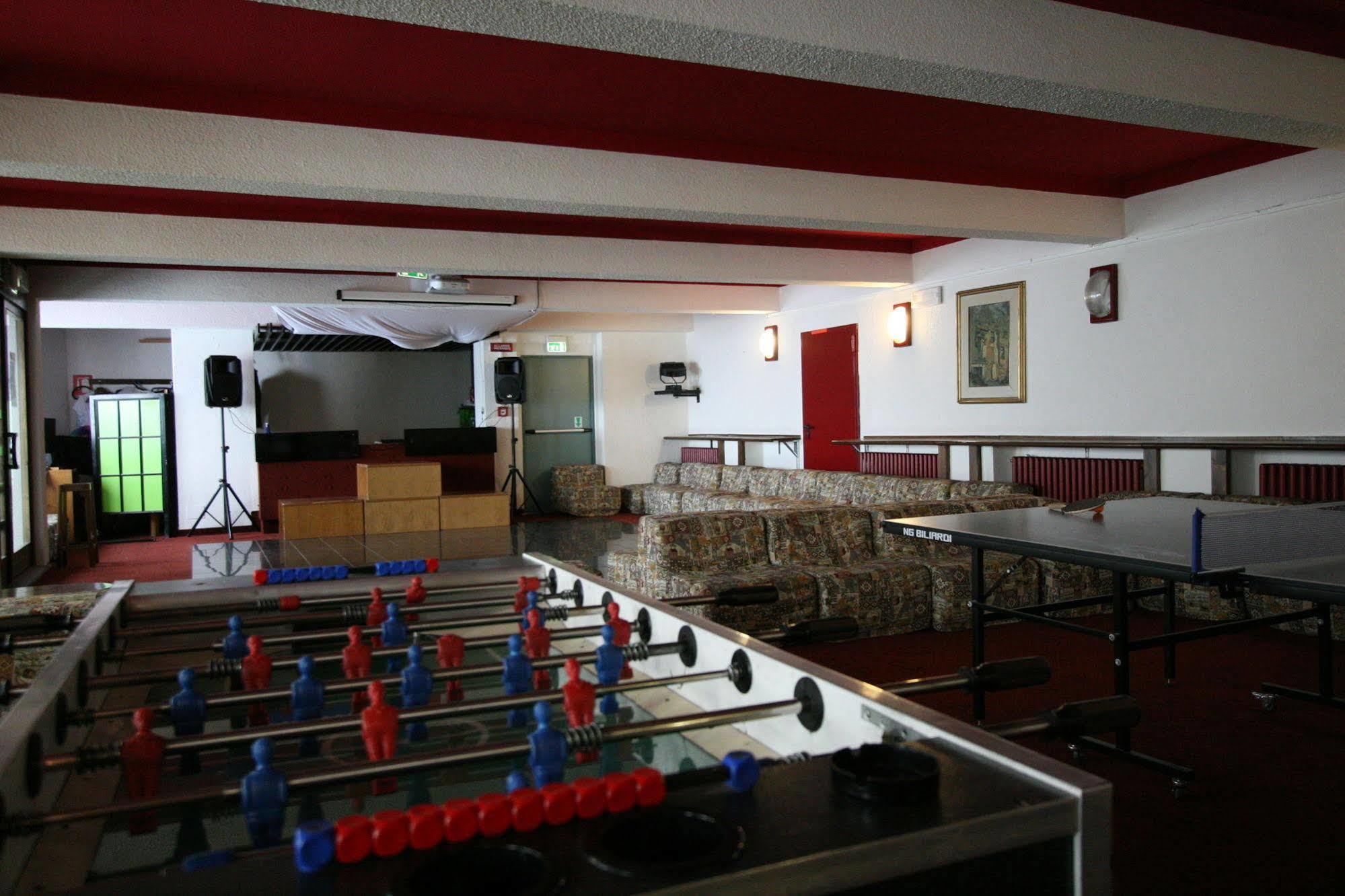 Hotel Lo Stambecco Breuil-Cervinia Dış mekan fotoğraf